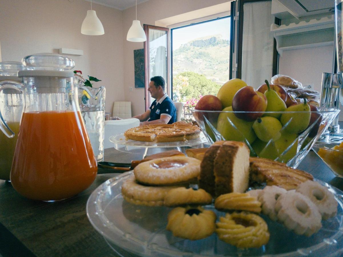 Joan's Heritage Bed & Breakfast