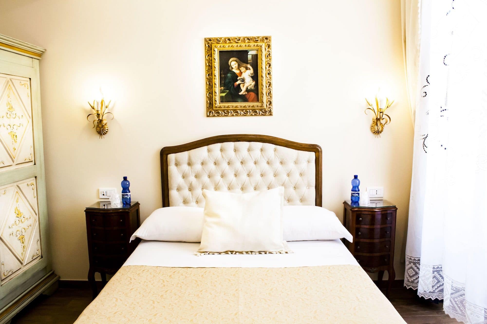 Joan's Heritage Bed & Breakfast